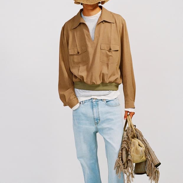 렉토 26SS 라이트 워시 플레어 데님 팬츠 아이스블루