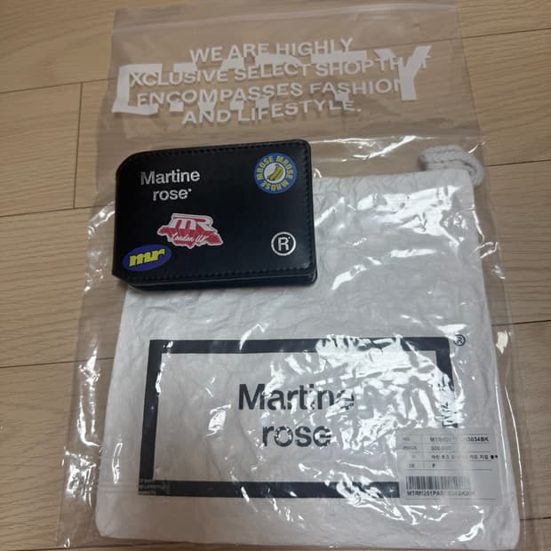 마틴로즈 지갑