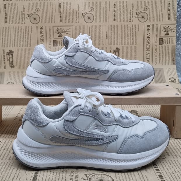 휠라 뉴조거 여성운동화240 