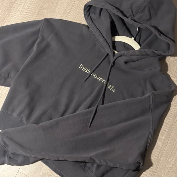 디스이즈네버댓 크롭 후드티