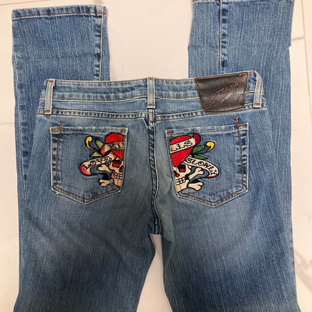 에드하디 스트레이트 미디움워시 청바지 로우라이즈 Ed Hardy 