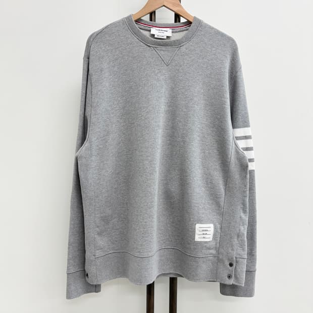 [7]톰브라운 사선완장 맨투맨