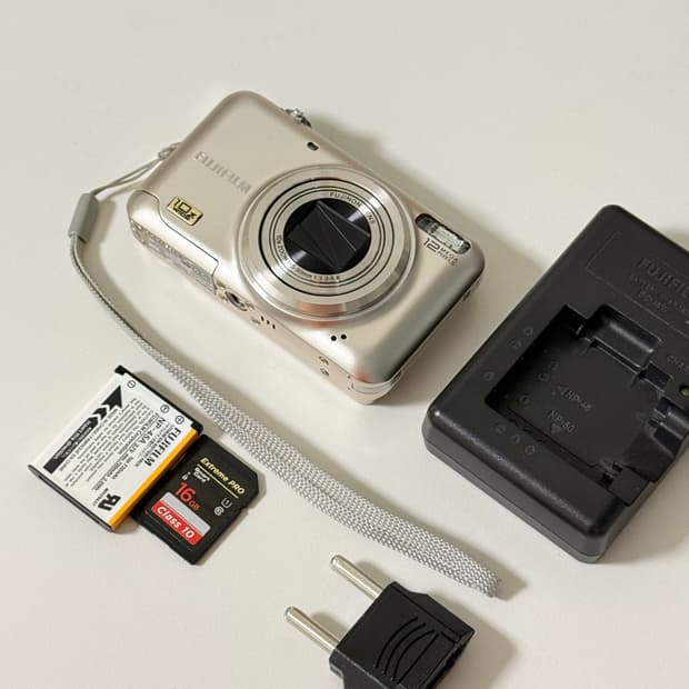 후지필름 파인픽스 jx300 빈티지 디카 디지털카메라 골드실버