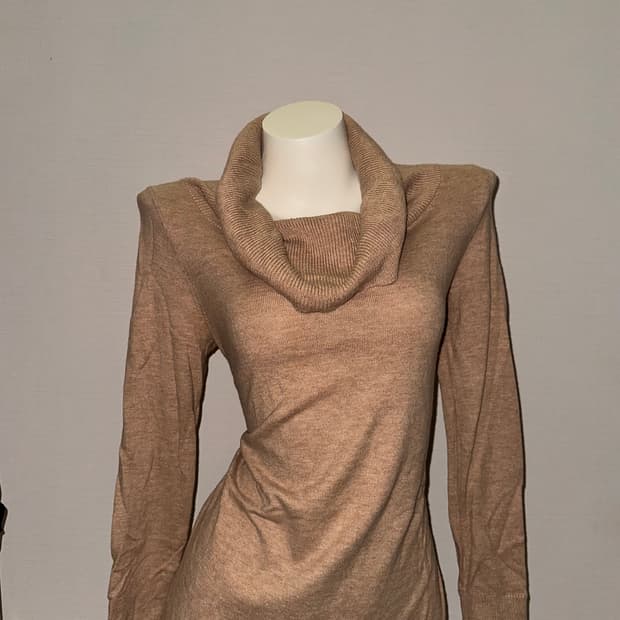 베이지 빈티지 오프숄더 숄칼라 니트 (원피스)