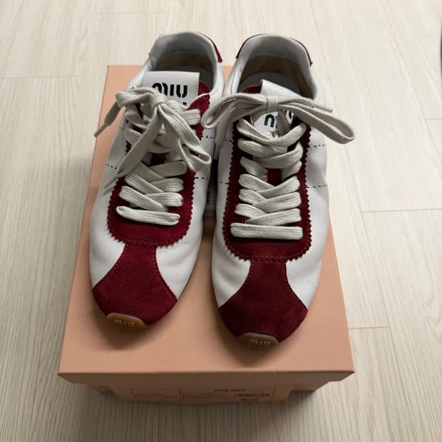 미우미우 스니커즈 37