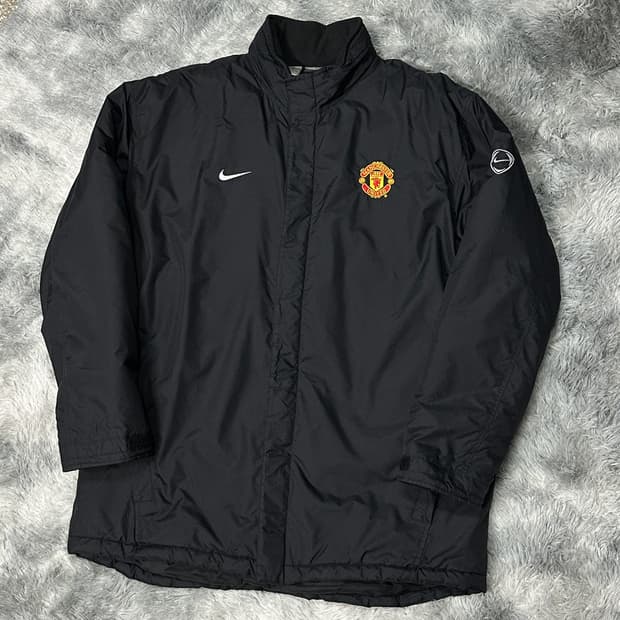 나이키 맨유 00s 블랙 오버핏 점퍼 XXL