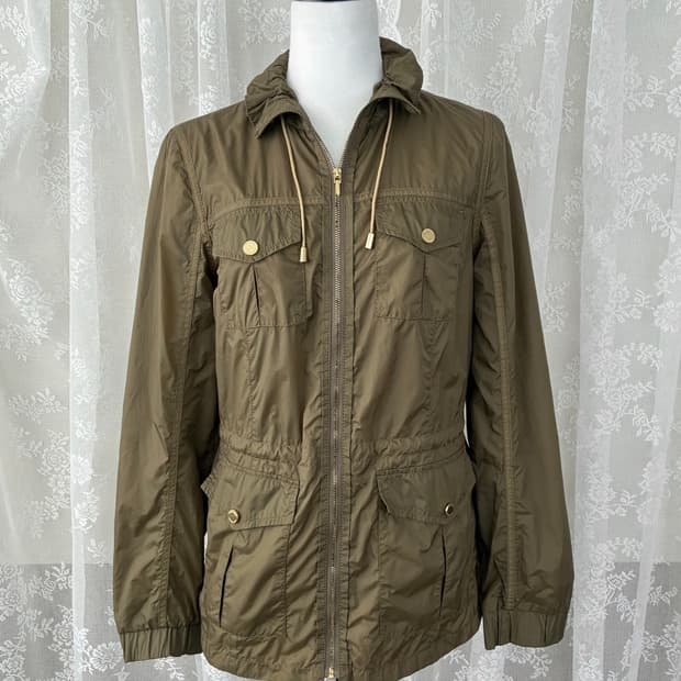 S) 토리버치 바람막이 야상 자켓 카키