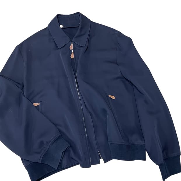 에르메스 탈부착 카라 네이비 블루종