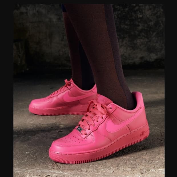 W240 새제품) 나이키 에어포스 1 '07 파이어베리 피어스 핑크
