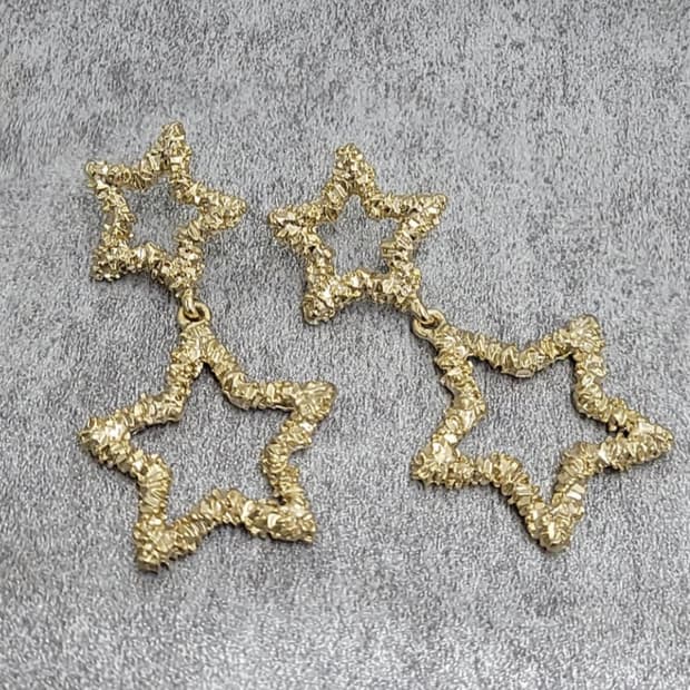 star earrings
