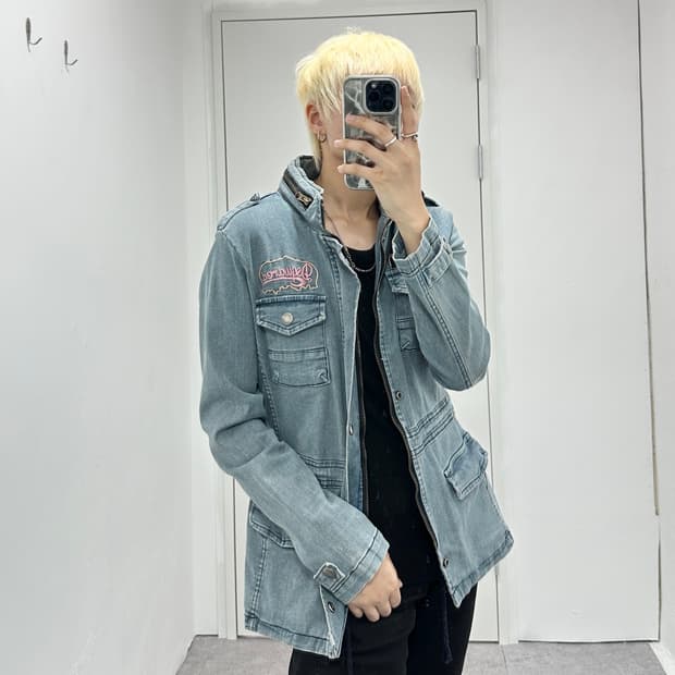 Vintage y2k patch detail denim jacket