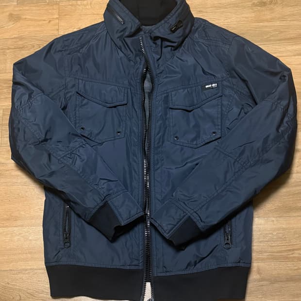 버커루 나일론 봄버 자켓/바람막이 점퍼