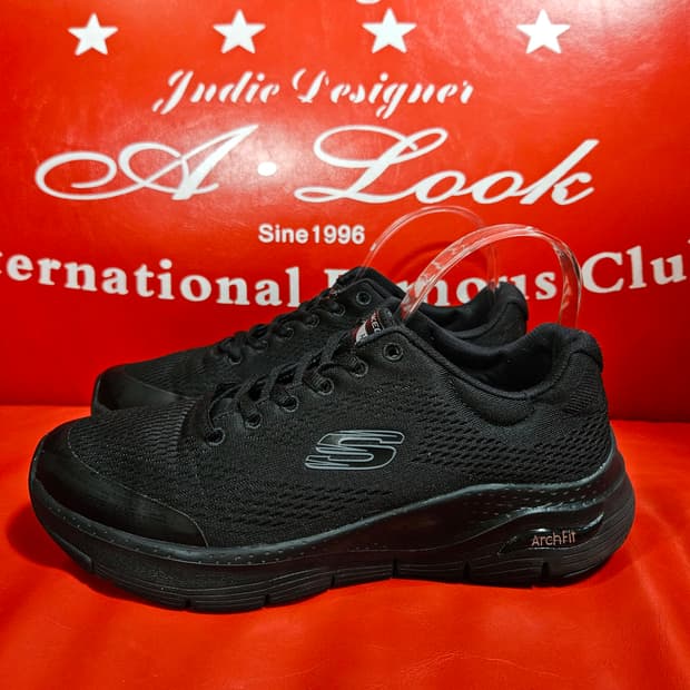 스케쳐스 아치핏 블랙 41.5size(265)