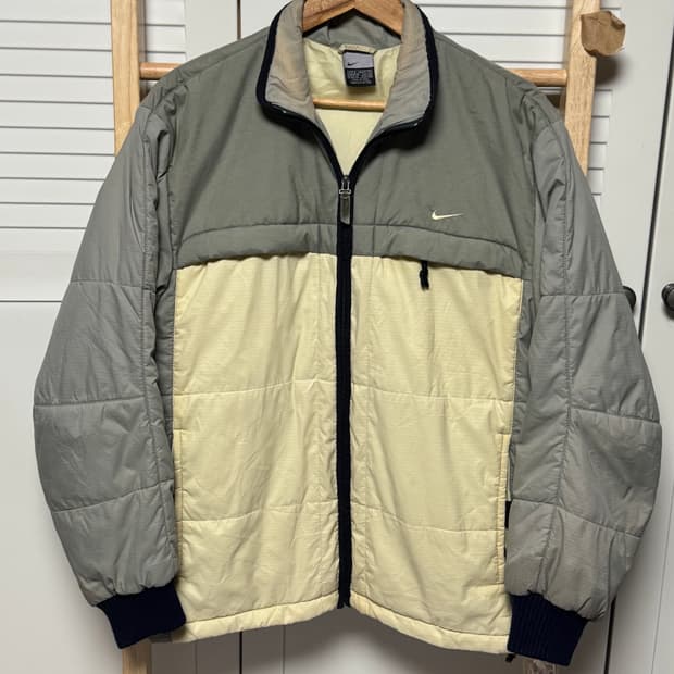 나이키 카키 올드스쿨 y2k 초경량 점퍼 자켓