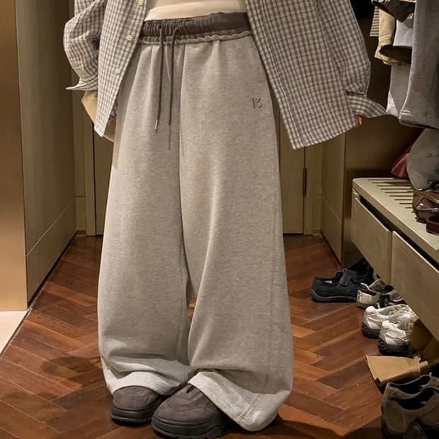 새상품) 에이블리 베이델리 made 배색 투웨이 트레이닝 팬츠