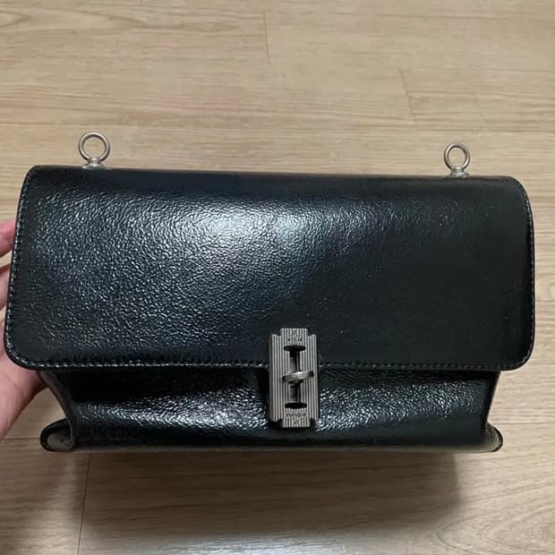 분크 바게트백 스몰 블랙(체인 포함)