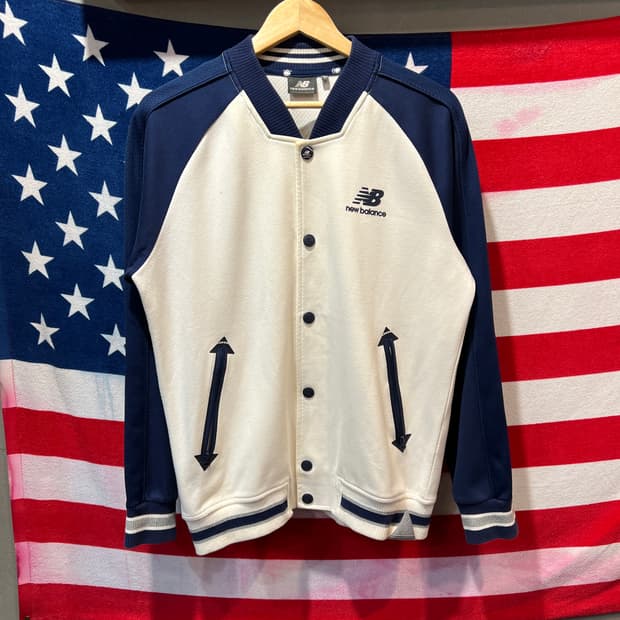 뉴발란스 야구 스타디움 자켓