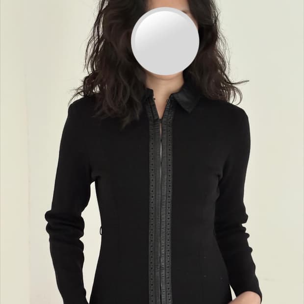 유니크 디자인 니트 탑