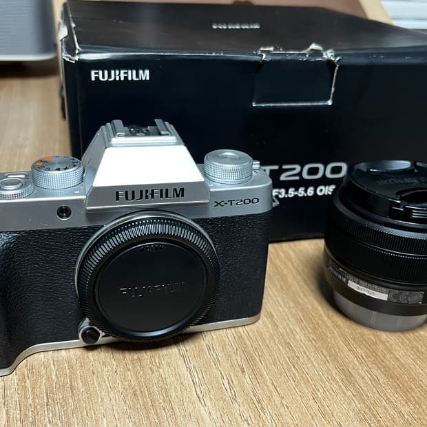 후지필름 X-T200 실버 + 렌즈 s급