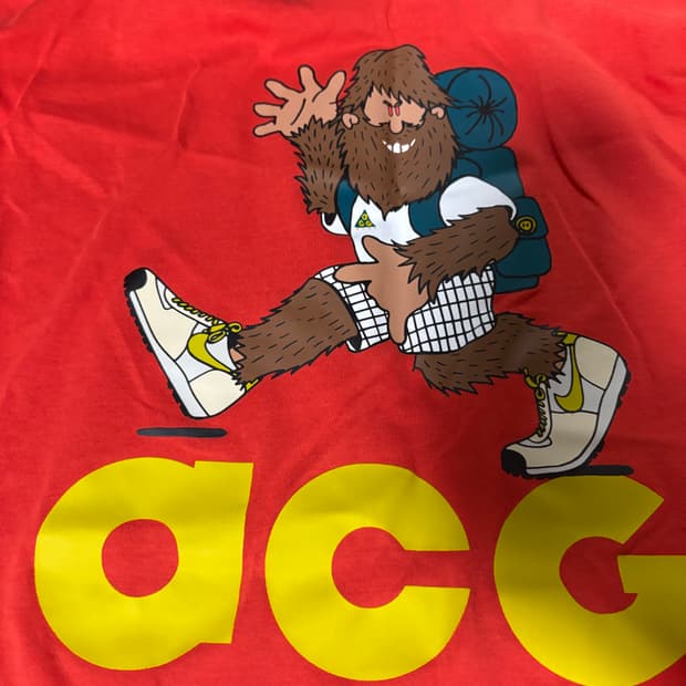 나이키 acg 롱슬리브 
