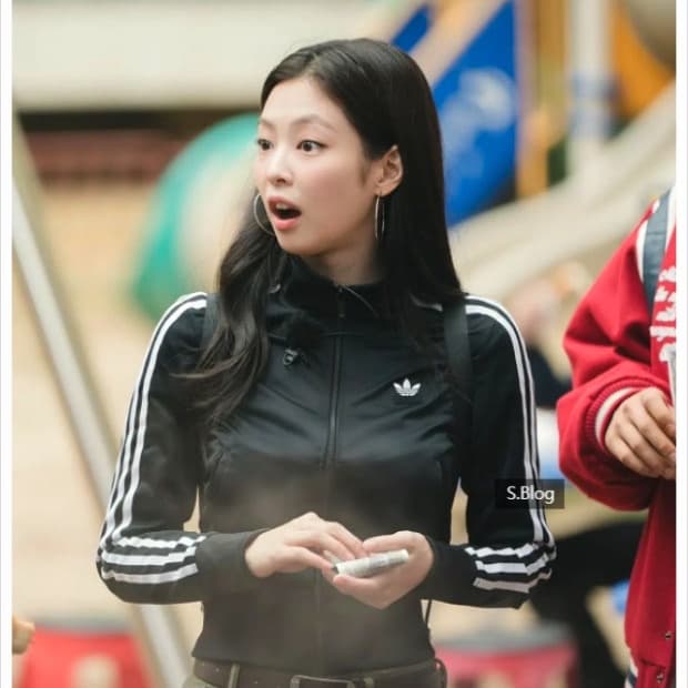 아디다스 제니 져지 블랙 크롭집업 90