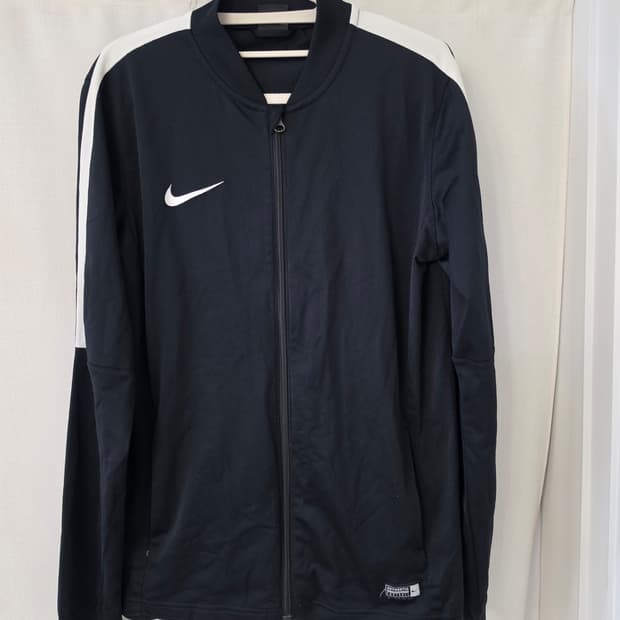 나이키 블랙/화이트 트랙 자켓