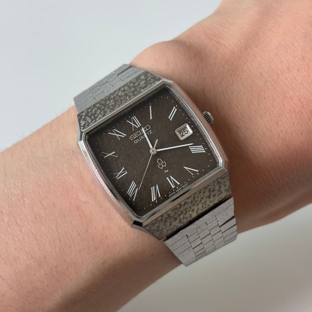 1970s Brown Bark Dial Square Quartz