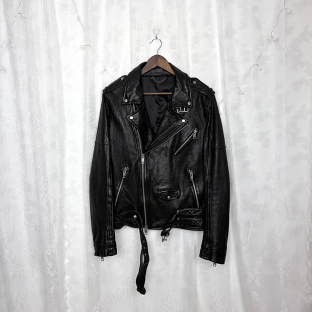 VINTAGE OUTER