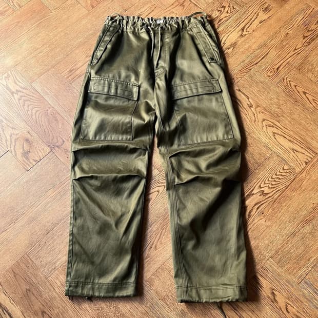 [S]EASTLOGUE 이스트로그 새틴 부쉬 포켓 팬츠