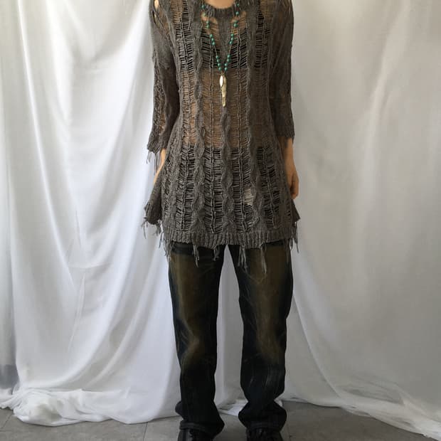 Fringe grunge mood knit