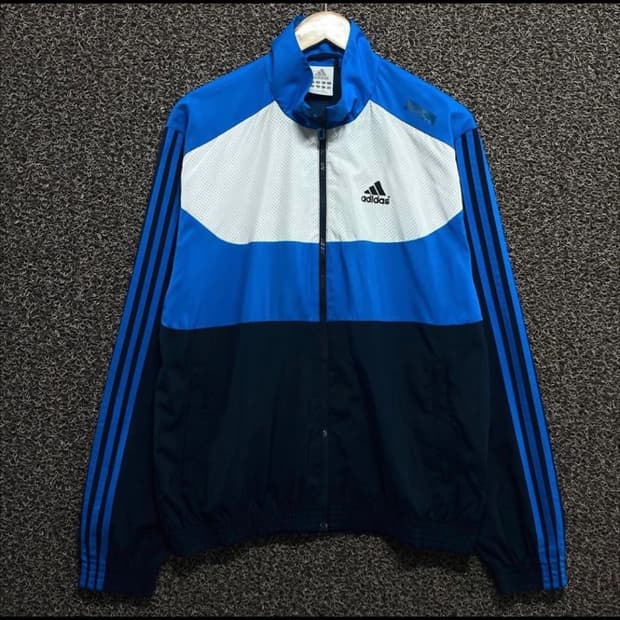 아디다스 바람막이