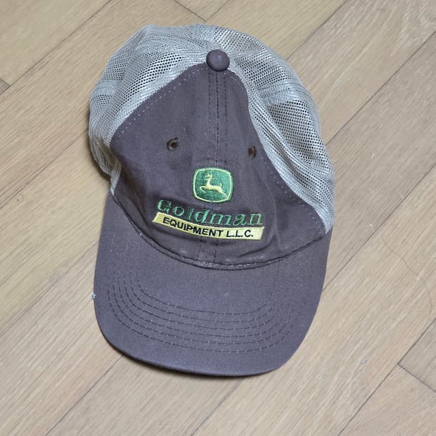 존디어 골드만 로고 메쉬 볼캡
