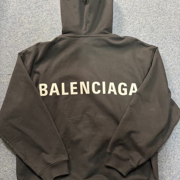 [정품/L] 발렌시아가 백 로고 오버사이즈 후드티