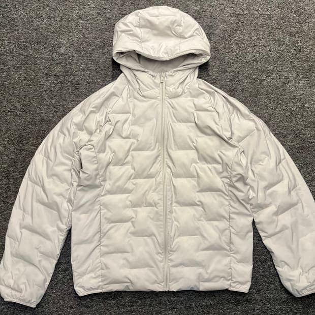 [100] 유니클로 퍼프테크 경량패딩 아이보리 L 