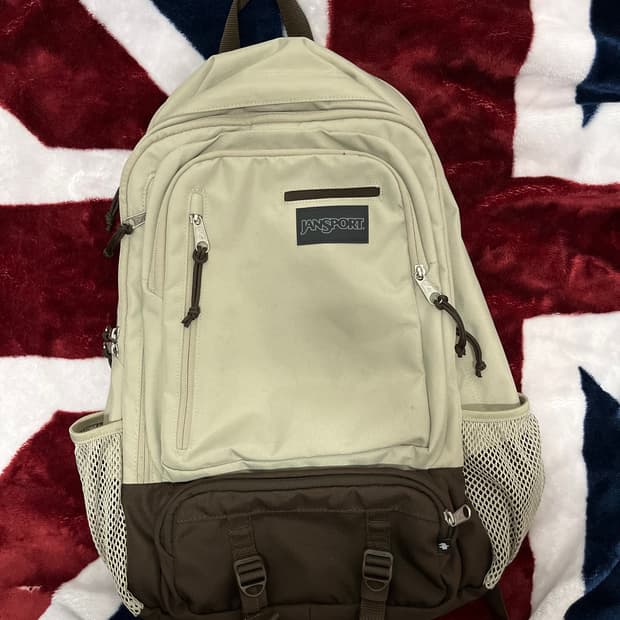 잔스포츠 엔보이 백팩 베이지/브라운 48cm x 33cm x 15cm