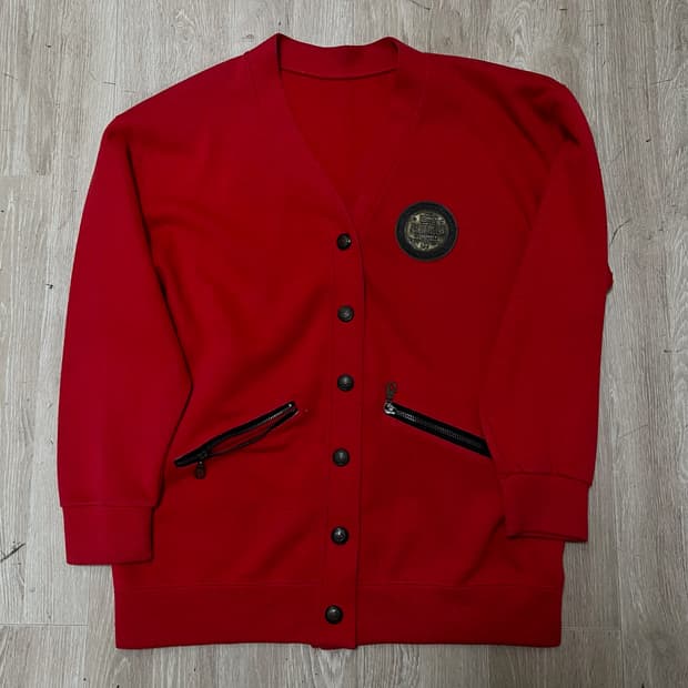 장띠모아 여성 브이넥 와펜 버튼업 니트 가디건 [레드] S/90