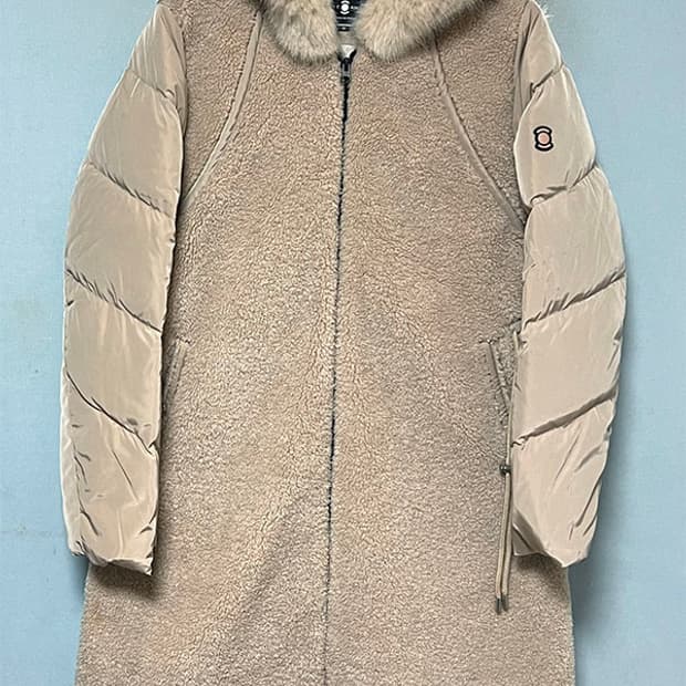 와이드앵글 골프 여자패딩 구스 새상품 캐주얼 M 95 66