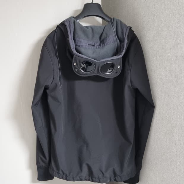 cp컴퍼니 shell 고글 바람막이