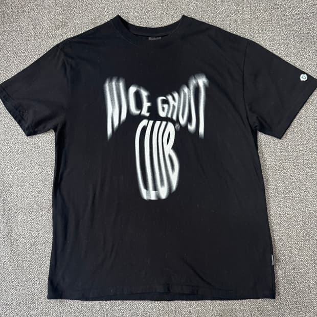 나이스고스트클럽 스크림 로고 반팔