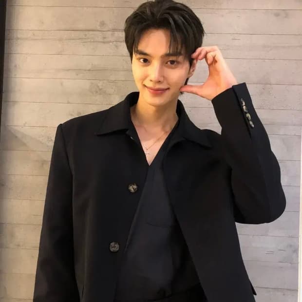 [XL] 렉토 울 블렌드 숏 자켓 다크네이비