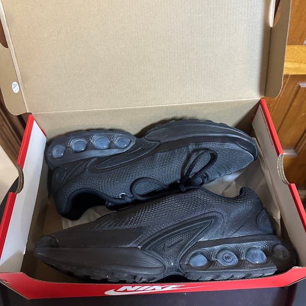 Nike Air Max DN 285 나이키 에어 맥스 DN