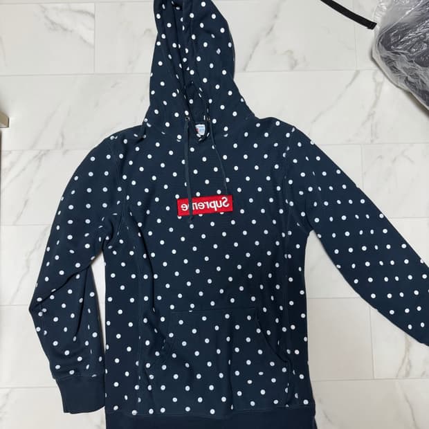 슈프림 꼼데 도트 후드