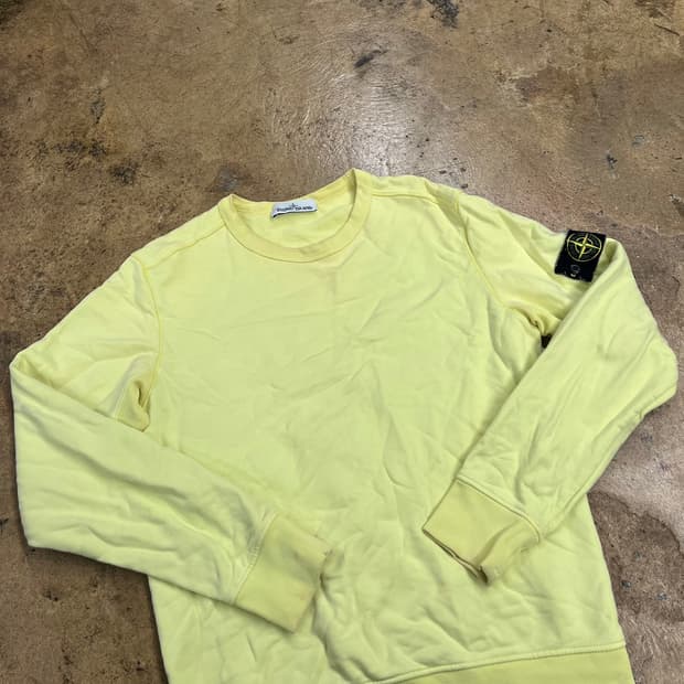 [ 정품/95 ] 스톤아일랜드 와펜 맨투맨 b18