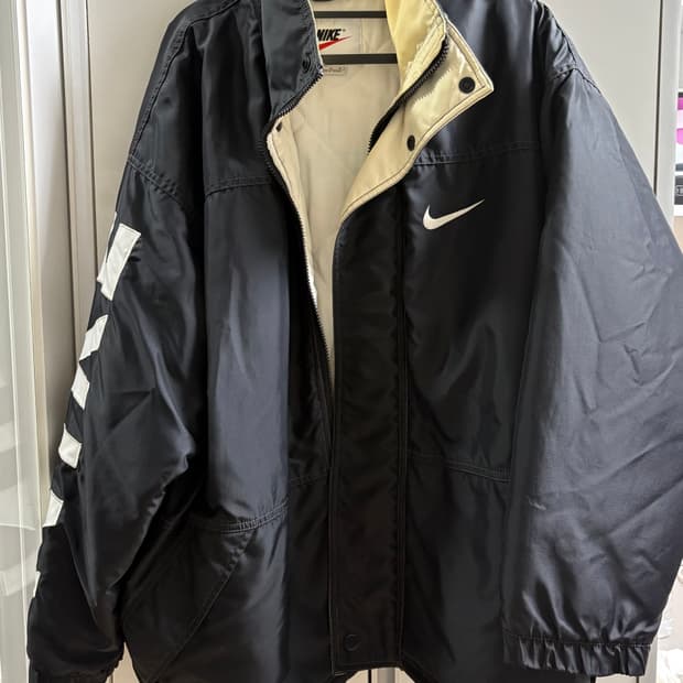 나이키 90s 올드스쿨 암빅로고 헤비점퍼