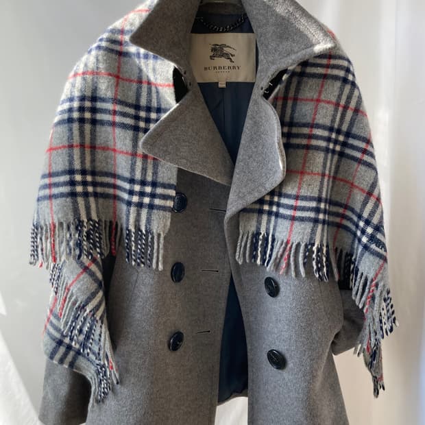 정품) 버버리 노바체크 울100 무릎담요 겸 숄 그레이