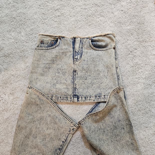 새상품(27-28)여성 탈부착 가능한 디스트레스드 데님 스커트