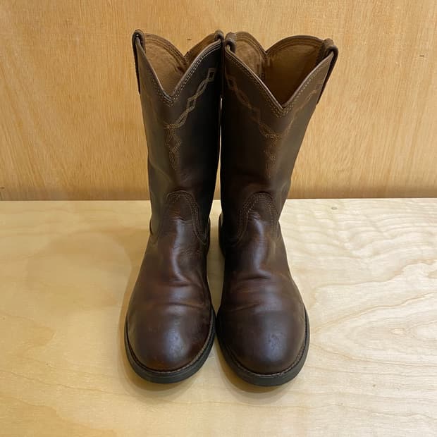 ARIAT western boots