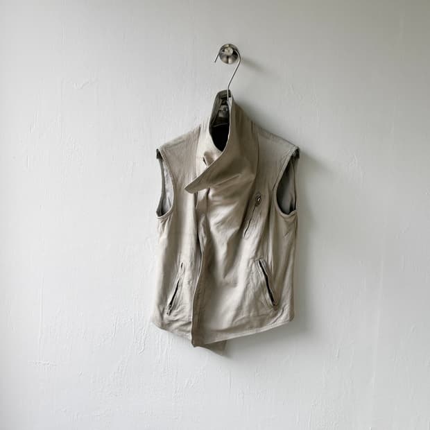 릭오웬스 07fw 램스킨 비대칭 하이넥 베스트