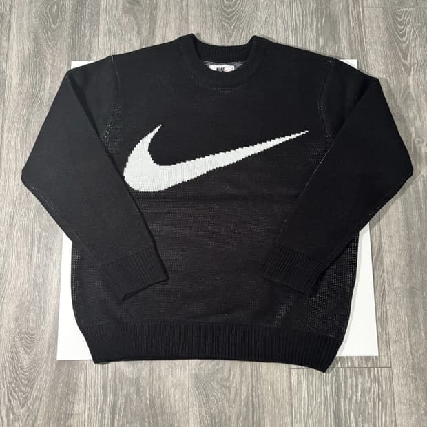 슈프림 x 나이키 스우시 니트 스웨터 블랙