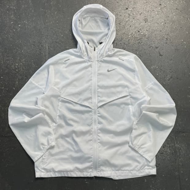 105 나이키 러닝 바람막이